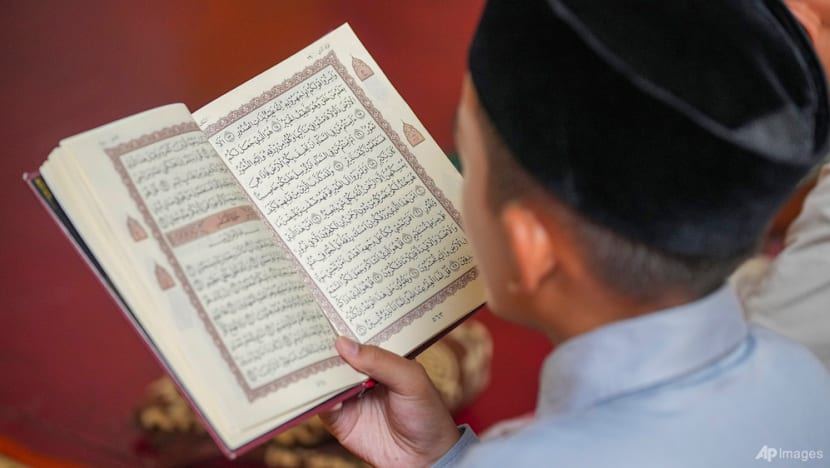 2 Indonesian women face jail for stepping on Quran