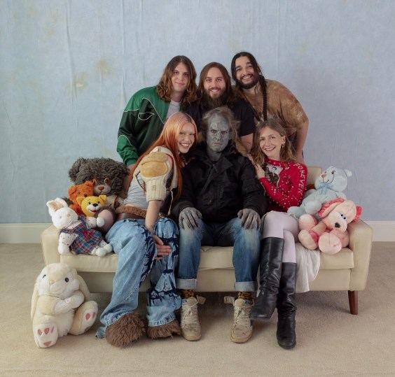 Wet Leg Will Be Saturday Night Live UK‘s First Musical Guest