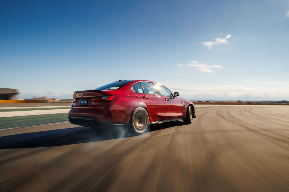 BMW sends off the M3 with a six-speed manual, and it's exactly what enthusiasts want