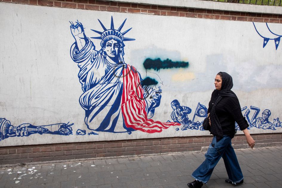 Iran threatens Middle East ports as U.S. military set to impose shipping blockade