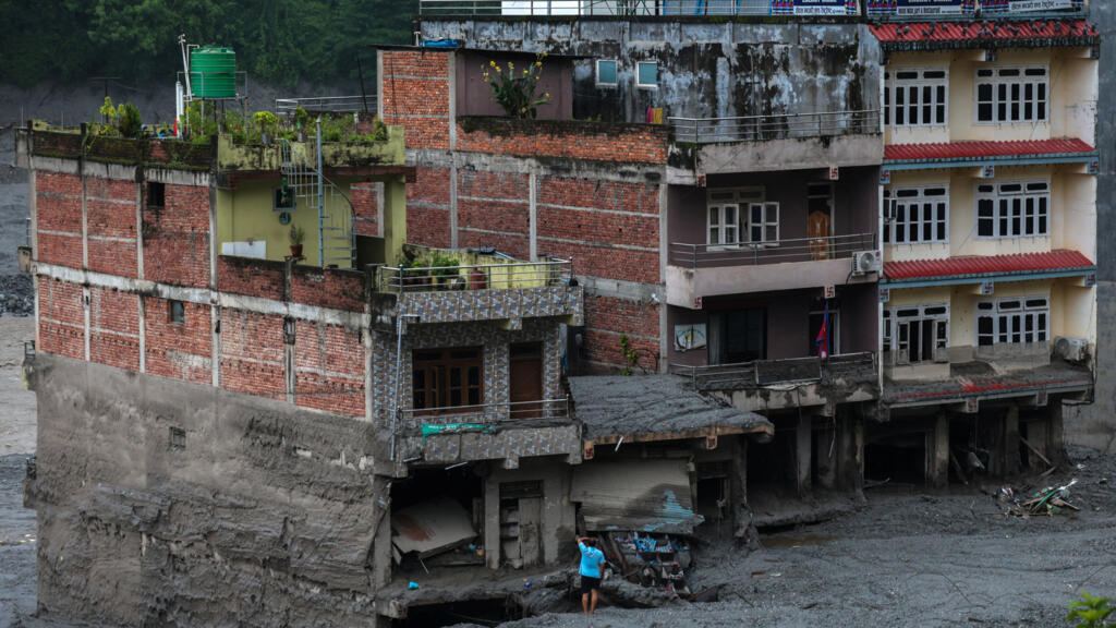 Nepal-Tibet floods live: Death toll passes 600, nearly 3,000 people missing