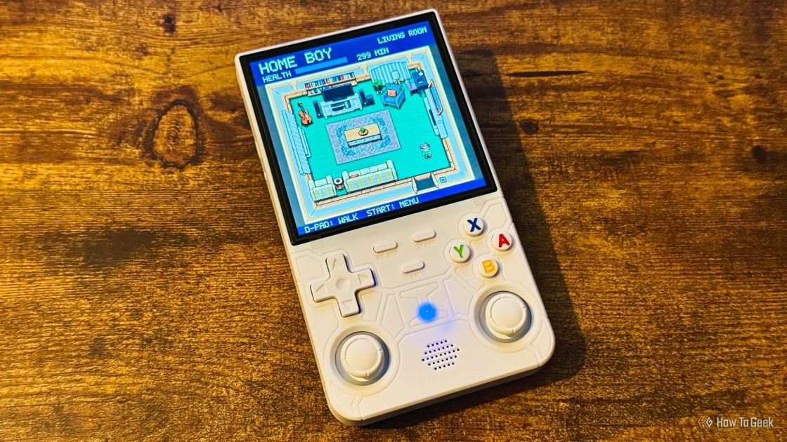 I connected Home Assistant to a retro handheld, and now I control my smart home like it’s 1989