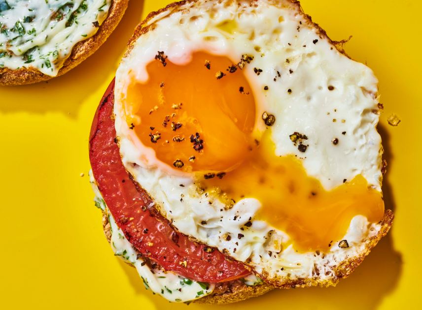 Men Over 50 Have Trouble Absorbing This Essential B Vitamin. Here Are the Foods to Add to Your Diet.