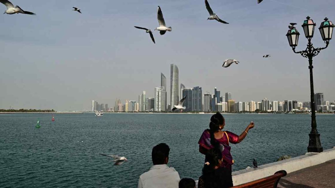 Gulf states turn to private deals in $10bn wartime borrowing spree