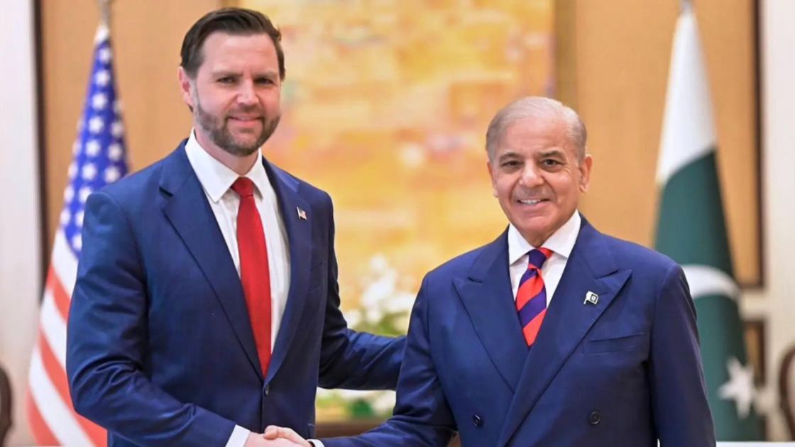 Hormuz, assets release &amp; more: What's on US, Iran truce talks agenda?