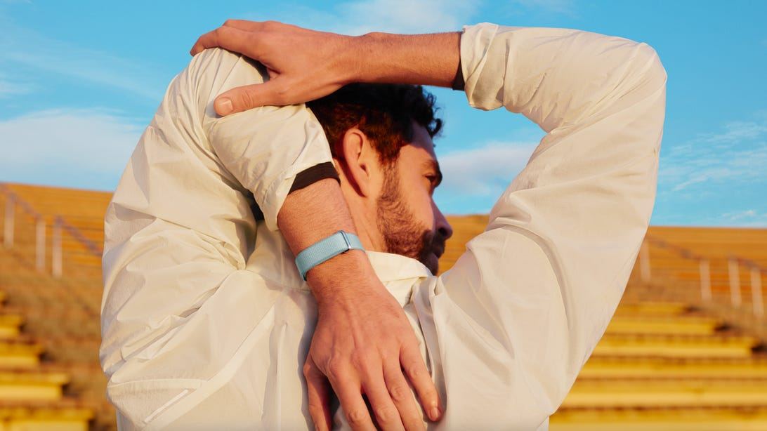 The Fitbit Air's Minimal Design Is Hiding a Bigger Strategy