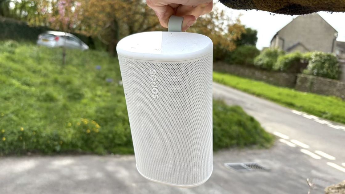  Sonos's new portable speaker is making me wish I threw more parties 