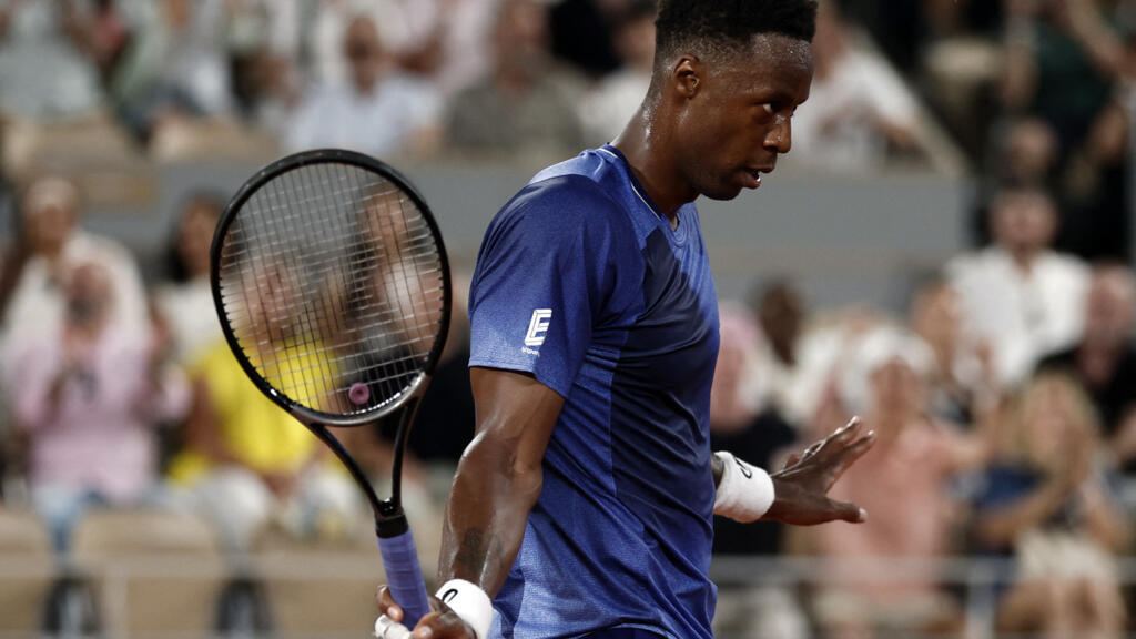 France's Monfils eliminated in first round for final French Open