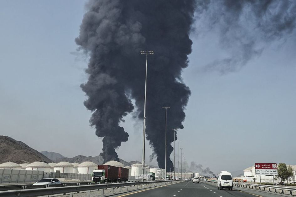 Key UAE Port Suspends Oil Loadings After Drone Attack, Fire