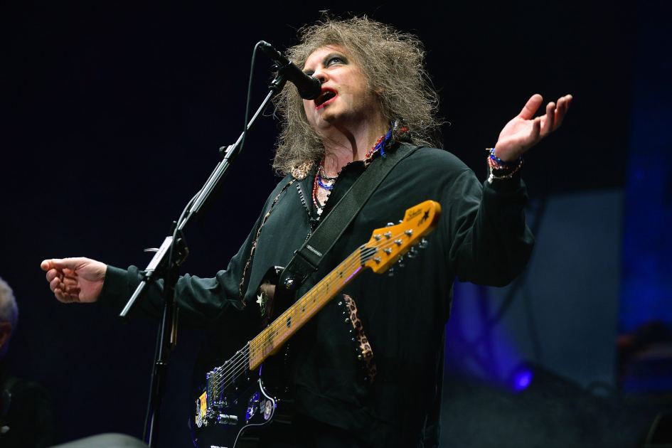 The Cure’s Robert Smith Slams FIFA’s World Cup Final Halftime Show: ‘Just F— Off’