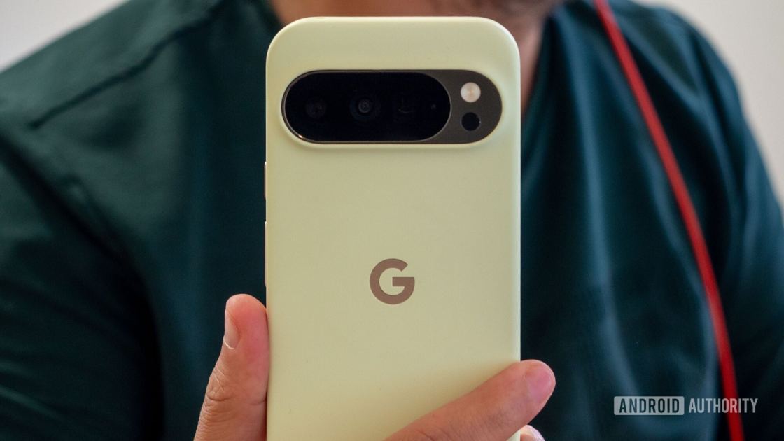 Pixel Glow ‘visual feedback’ tool might just hint at big Pixel 11 hardware changes