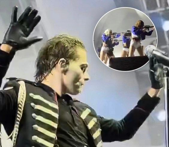 My Chemical Romance Bow To Pressure From Dallas Cowboys Cheerleaders