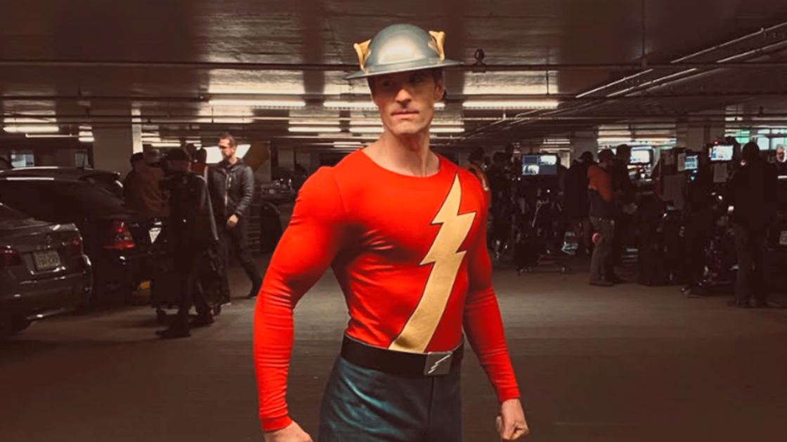 Big Bang Theory Spinoff Features Surprise Live-Action Cameos from The Flash and Mr. Freeze