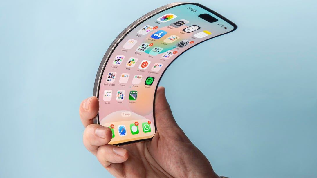 I Really Need Apple to Launch Its Foldable iPhone Flip This Year