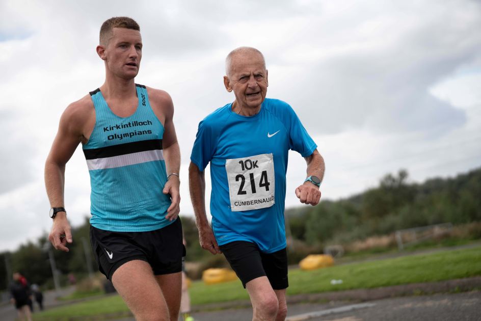 ‘If I Sit in the House, I’ll Vegetate’: This 90-Year-Old Just Ran the Fastest 10K Ever for His Age
