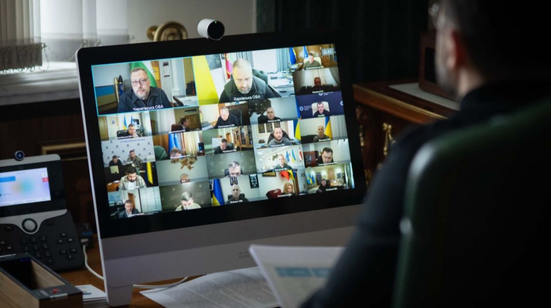 Зеленський дорікнув Києву та кільком областям за відставання в реалізації "планів стійкості"