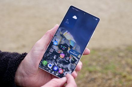 Samsung Galaxy S26 Ultra’s cool privacy display is coming to more phones