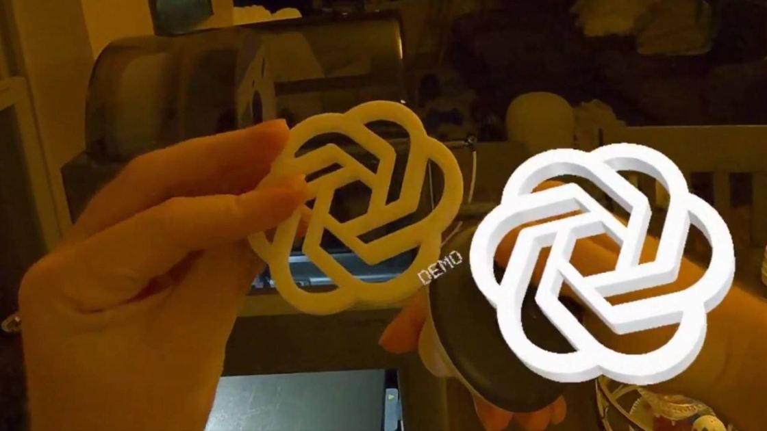  Toss a project at your printer: vibe coded tool allows developer to throw stuff at his 3D printer in VR to begin printing 
