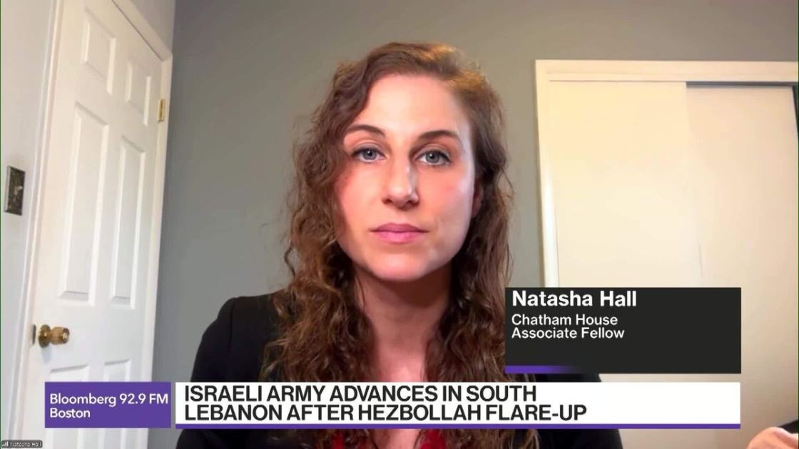 Iran Strikes Gulf Oil Hub as Allies Resist Trump Hormuz Plan 