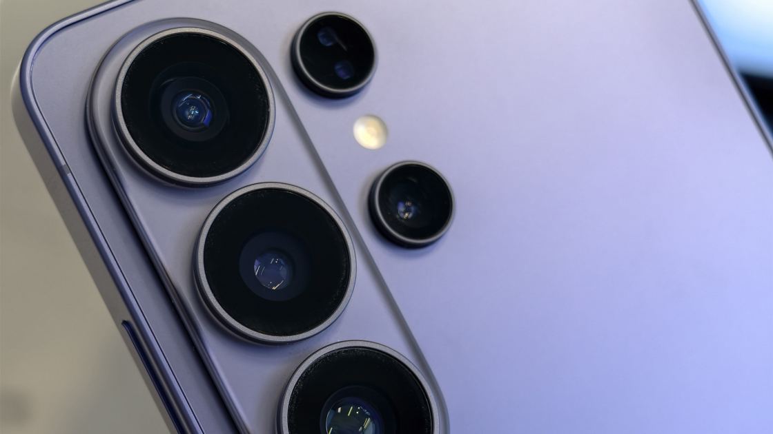 These Samsung Galaxy Devices Finally Have Native Webcam Support