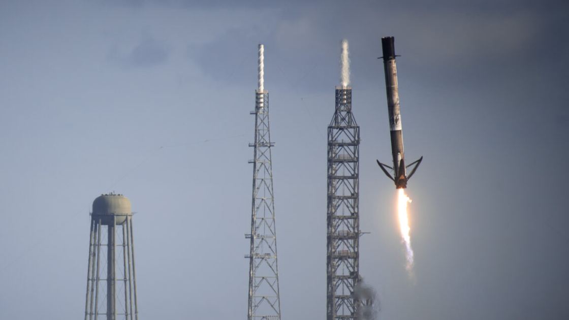 Trump's space transportation policy calls for new spaceport on federal land