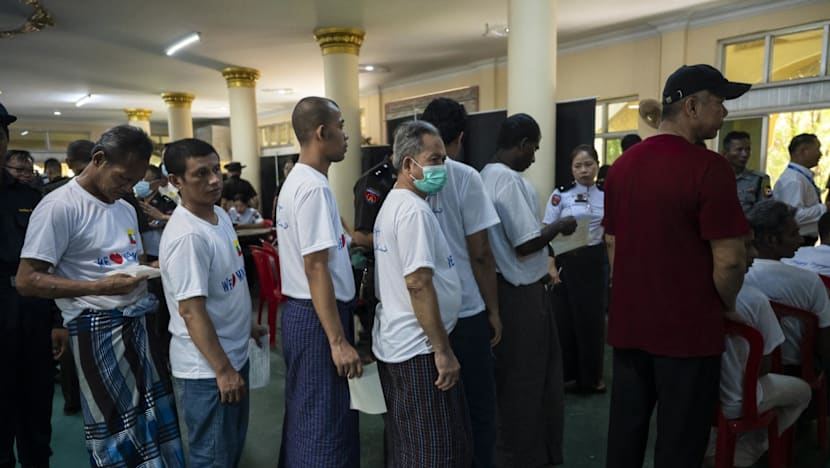 Myanmar says 10,000 migrants returned from Malaysia this year