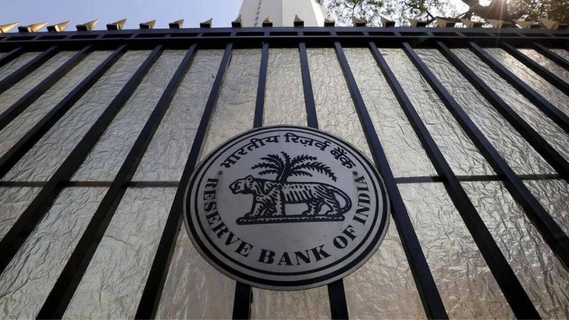 From tax waivers to free hedges, RBI &amp; govt join hands to boost Rupee