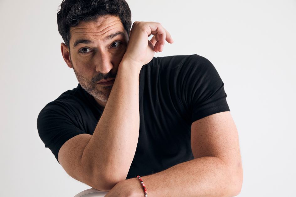 Tom Ellis Stays in the Shadows