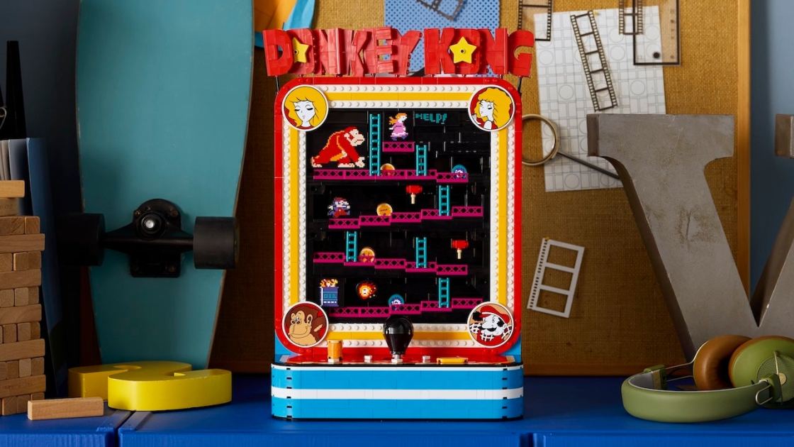 LEGO Donkey Kong Arcade Set Officially Announced