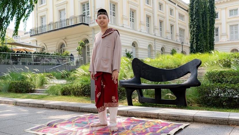 Not just for Hari Raya: Meet the ‘Nusantara Otaku’ who wears traditional Malay clothes every day