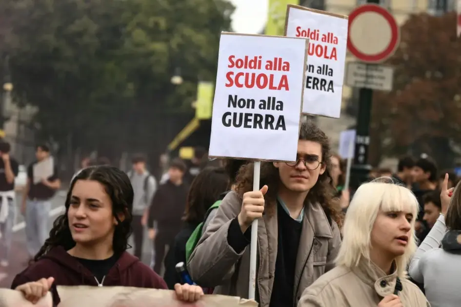 
            Italian students to protest amid nationwide strike on Friday
        