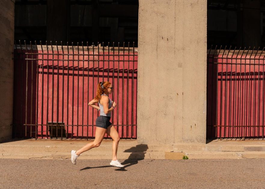 Your 7-Day Training Cycle Isn’t Long Enough. Here’s a Coach’s Fix for Boosting Performance Without Stealing More of Your Time.