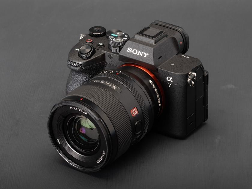 Sony a7 V review: E-mount users get their own do-it-all powerhouse