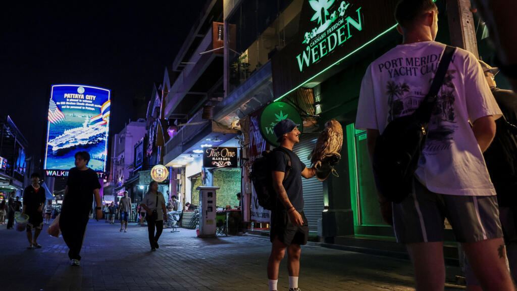 USS Lincoln crew hits the streets of Thailand's Pattaya after nine-month deployment