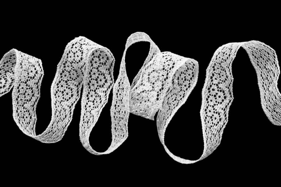 This edible lace bends like real fabric — but it's made from sugar