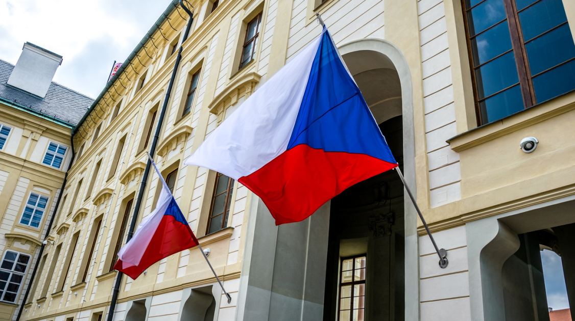 Чехія зменшує гуманітарну допомогу Україні та іншим країнам