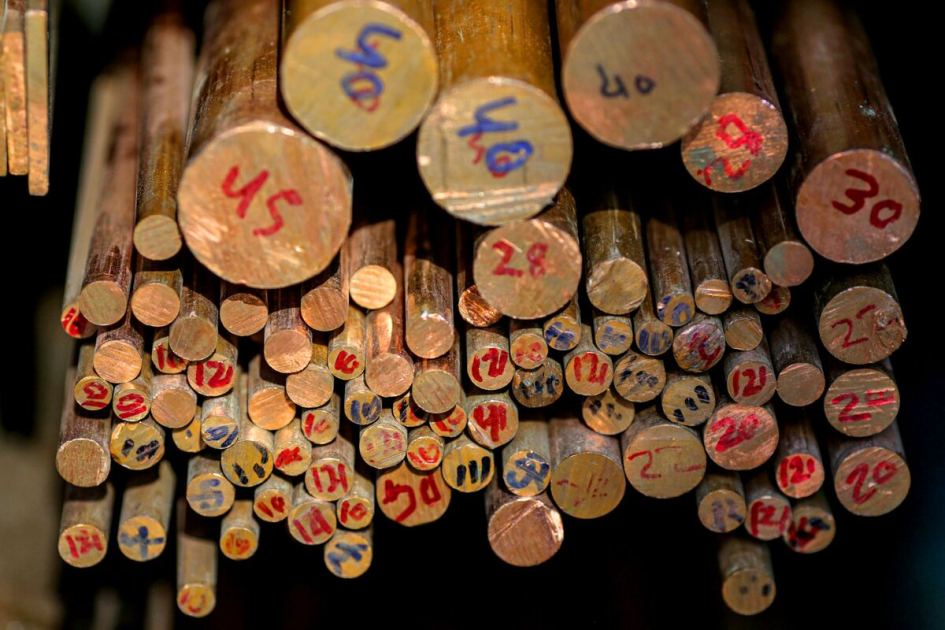 Commodities in ‘Super-Squeeze’ as Hormuz Risks Build, HSBC Says