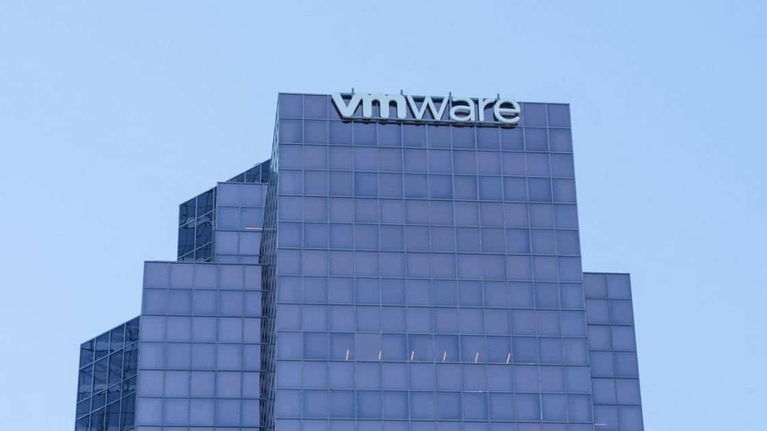 VMware Aria Operations Bug Exploited, Cloud Resources at Risk