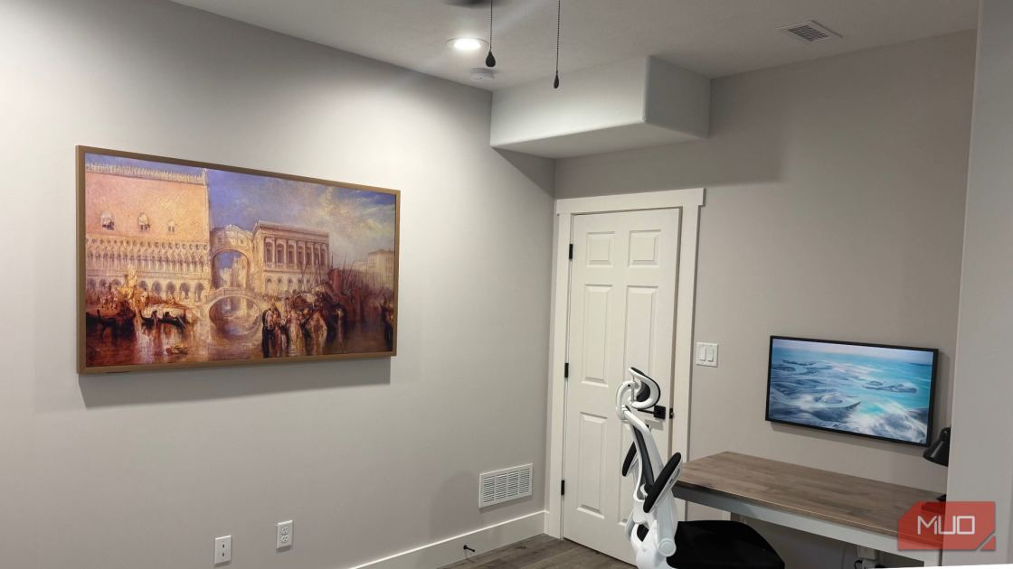 Only one of these art TVs actually fooled me into thinking it was a painting
