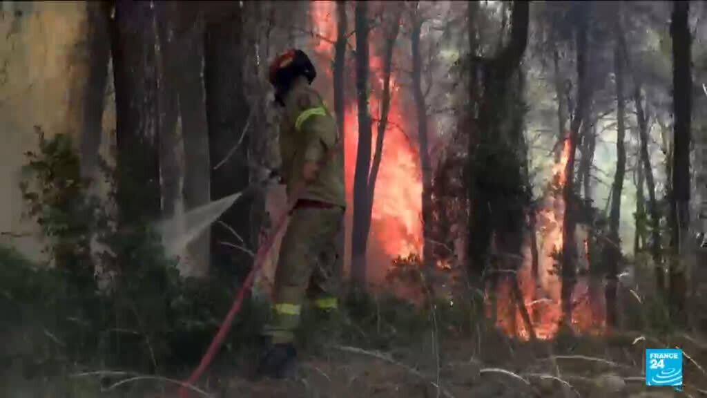 Fire spread deeper into Athens region