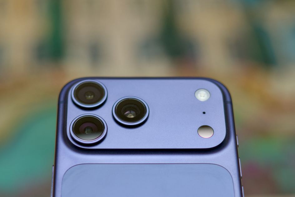 Big Camera and Siri design changes are reportedly coming with iOS 27