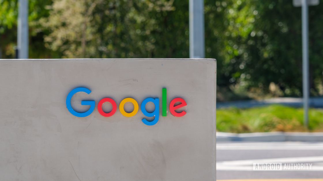 Google is facing a $1 billion fine over Play Store and Search violations