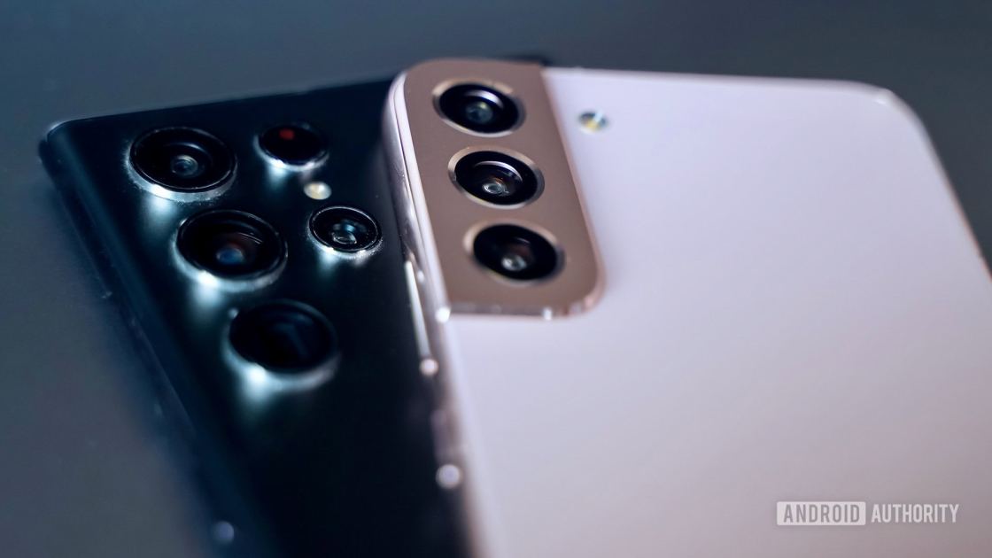 Samsung is paying customers back over its Galaxy S22 throttling feature