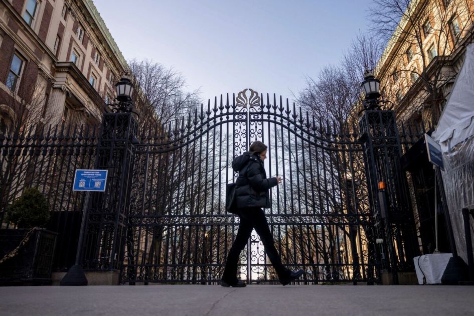 Columbia Risks Losing Top Credit Rating as Trump Slams Colleges