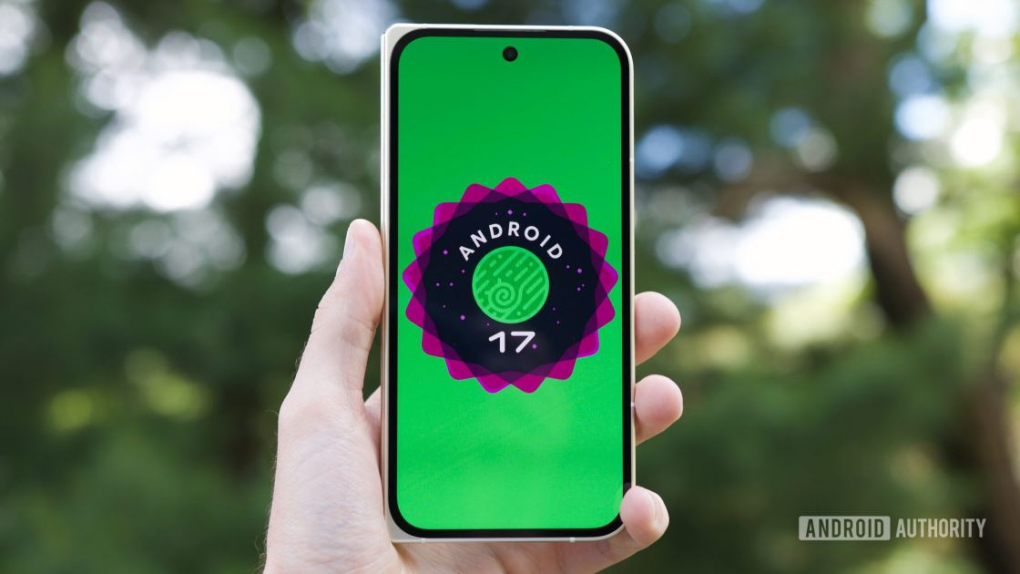 Prepare your thumbs: Google shows off Android 17’s foldable gaming mode in action