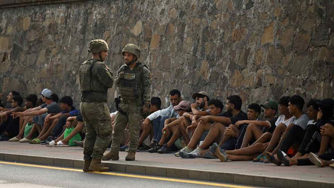 EU ministers to discuss Spain’s migrant crisis after Sánchez hits out over criticism