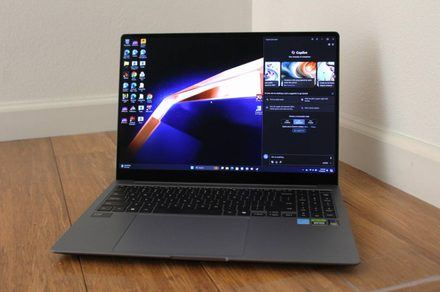 Samsung patent shows a laptop with a clever touch-sensitive palmrest for shortcuts