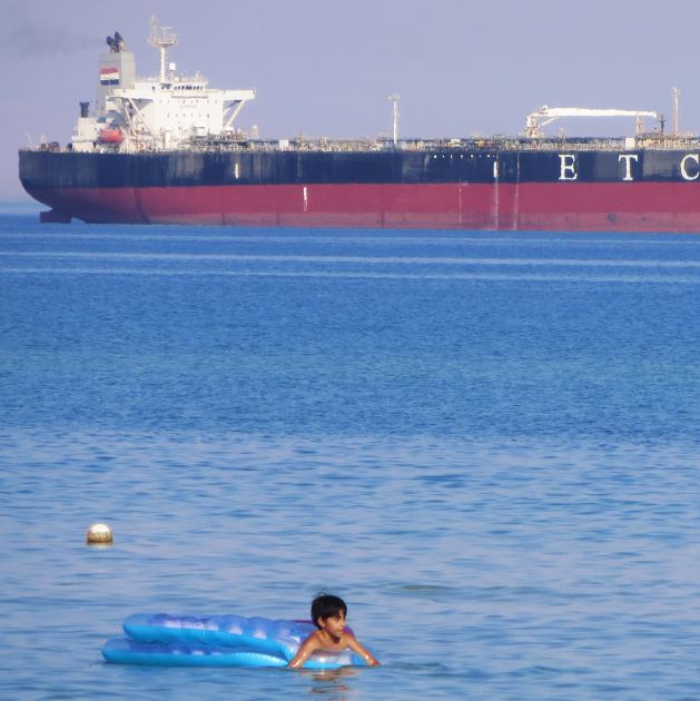 Saudi Oil Exports Face Heightened Threats After Attacks on Pipeline