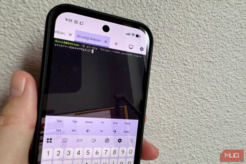 I turned my Android phone into a real Linux machine with Debian
