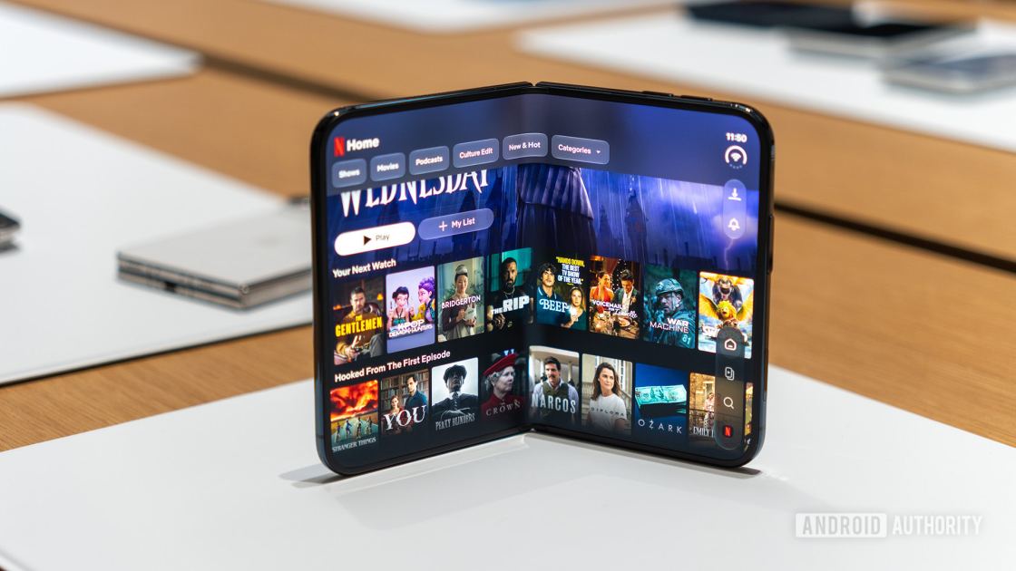 Apple might just be Samsung’s best foldable salesperson yet